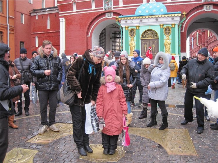 Москва. Куклы Gloob Face - Шерри, Сьюзи, Натуся и их подружка (фото 3)