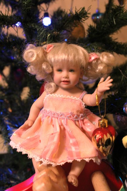 Новогодние Адорки | Бэйбики Новогодние Адорки — Куклы Adora (Адора): коллекционные виниловые