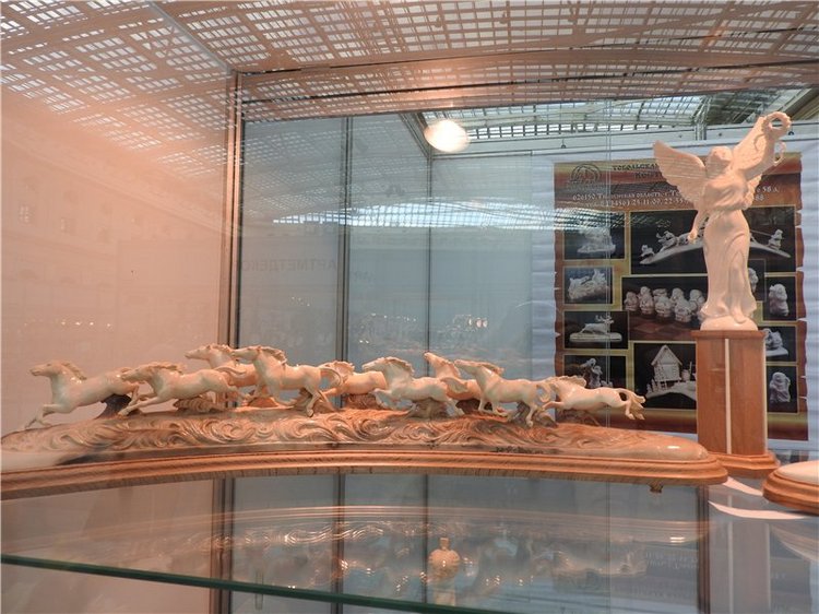 Москва, Гостиный двор, выставка: ПОДАРКИ 2016. Фоторепортаж