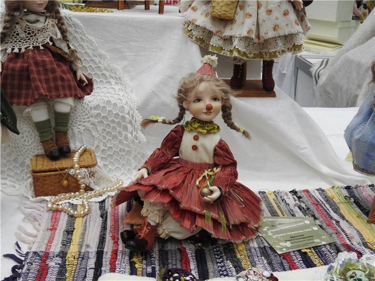 Экскурсия в страну чудес… Авторская кукла. Москва, Тишинка 2016