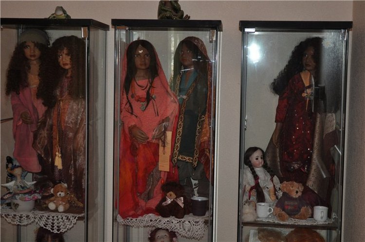 Многоликая Ulia, Philip Heath