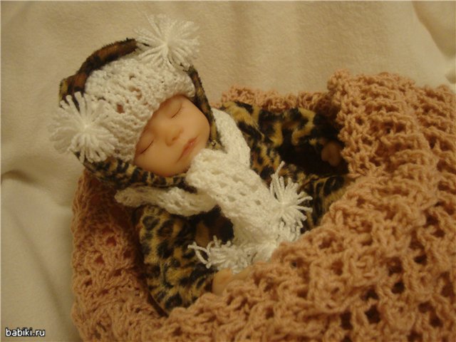 Маленькая Тина готова к Зимним праздникам! Кукла от Ashton Drake (фото 6)