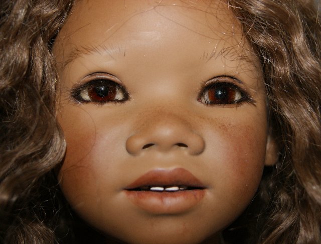 Ниа - африканская принцесса и ее подруги Ивочки сестрички и скромница Марджели