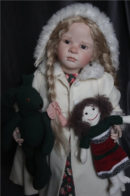 Фарфоровая кукла-снегурочка Офелия (Ophelia) от Ruth Treffeisen. Просто наступила зима