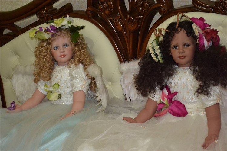 Ангелы Файзах Спанос. Blessings Bloom Around Me