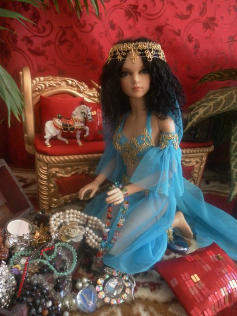 Новый наряд Джаянтти | Бэйбики Новый наряд Джаянтти — Куклы Iplehouse (Иплхаус): BJD (БЖД)