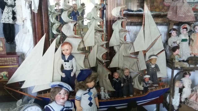 Выставка кукол в магазине Дело и Забава (междугородний Автовокзал). Красноярск 2015