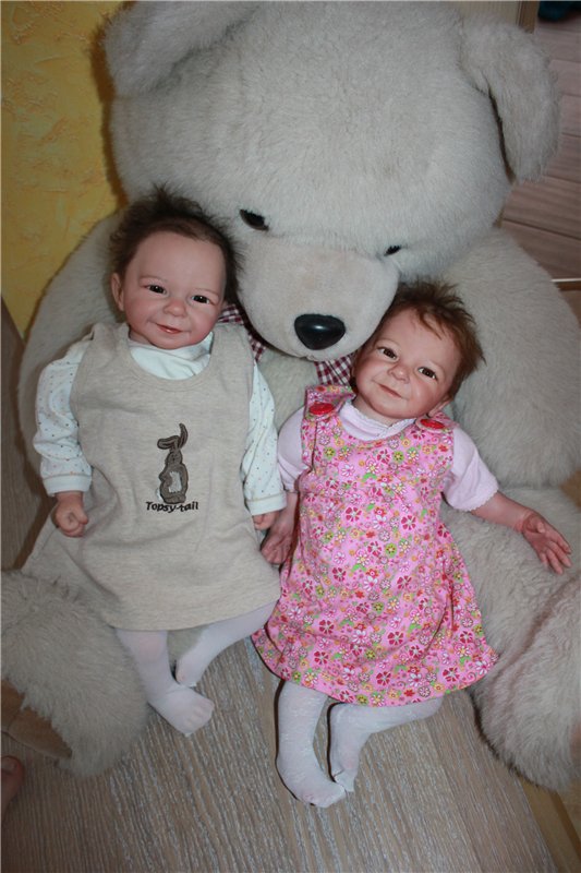 Сестренки-близняшки реборн