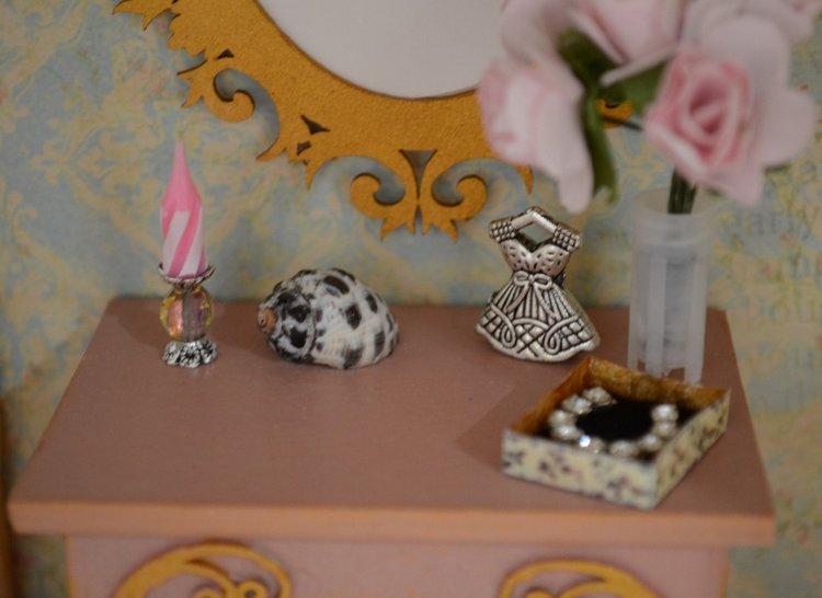 Девичья шкатулка-румбокс для кукол - Уютный чердачОК