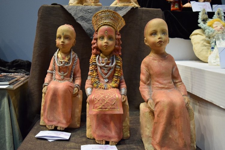 VII Московская международная выставка "Искусство Куклы". Портреты кукольной души или незримый диалог. Часть 2