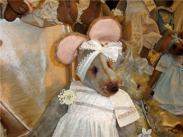 Международная выставка кукол в Ahoy Rotterdam (Нидерланды) 28-29 октября 2011 г. Часть вторая | Бэйбики Международная выставка кукол в Ahoy Rotterdam (Нидерланды) 28-29 октября 2011 г. Часть вторая