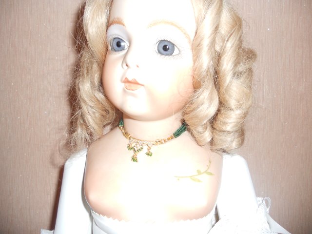 История женского костюма конца 18-19 века в куклах BEBE (фото 7)