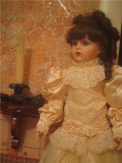 Невеста со старинного портрета - BEBE BRU от Patricia Loveless (фото 2)