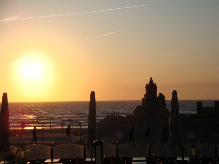 Замки из песка. Путешествие по Схевенингену (Scheveningen, Holland)