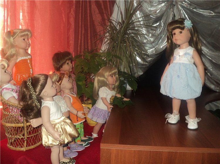 Девчушки любят наряжаться! Наряды для кукол Готц и не только