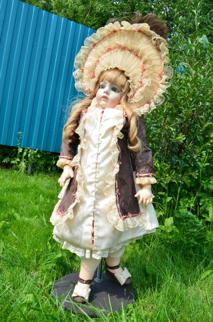 Девочка из прошлого века. Первая реплика Брю приехавшая ко мне