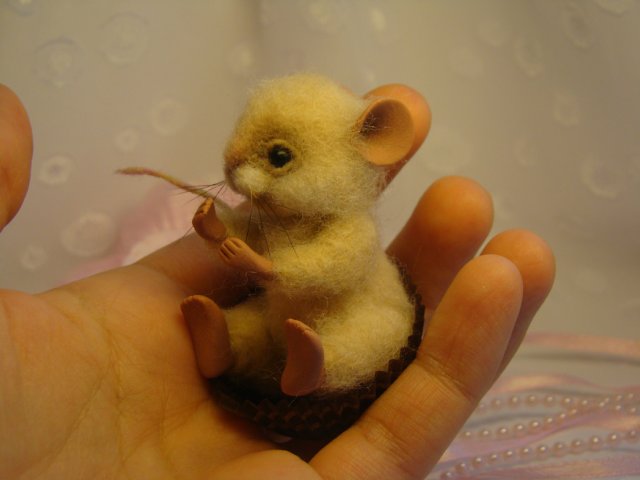 Приятная мелочь. Авторская игрушка валянием Ольги Чернухо