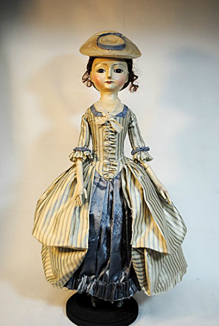 Туфли кукол Королева Анна и немного фото репродукций