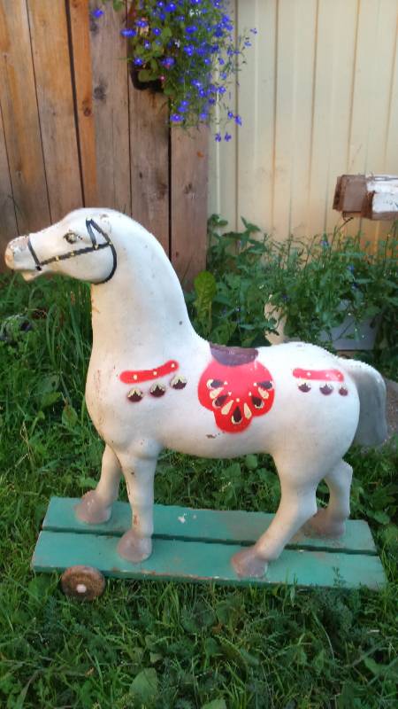 Вот моя деревня, вот мой дом родной