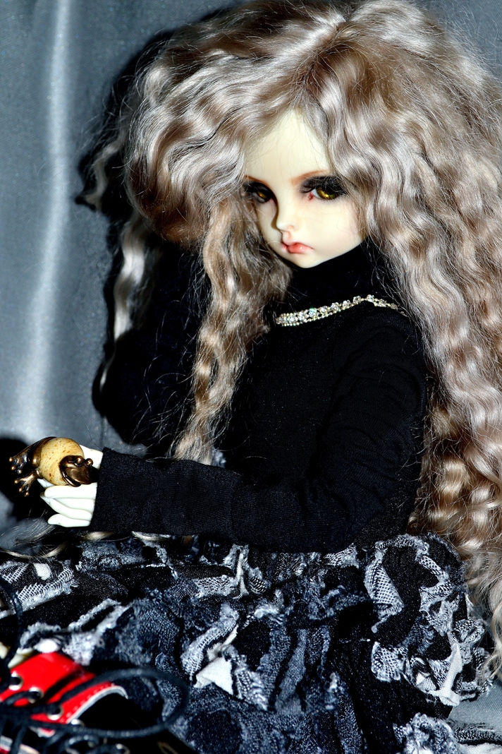 Моя серьёзная и непохожая на других BJD-девочка Aaron от Dollzone (фото 6)