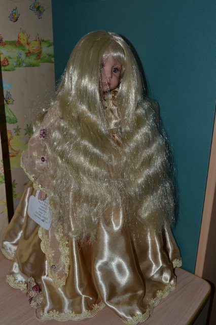 "Посреди золотого поля встанет..." - "золотая" кукла от Линды Рик