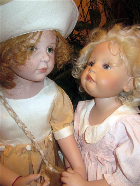 Лесли и Холли из коллекции "Шесть сестёр" от Hildegard Gunzel для Gotz (2002г.) (фото 9)