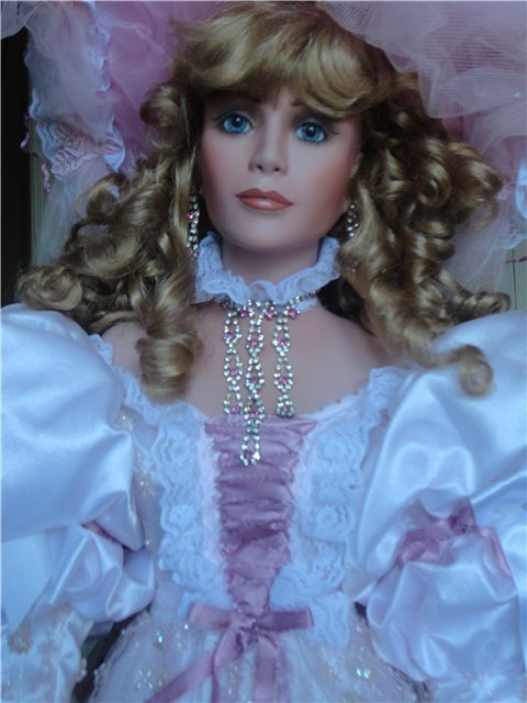 Блистательная Rapture. Коллекционная фарфоровая кукла Русти (Rustie) (фото 8)