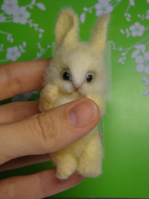 Солнечный зайчик. Авторская игрушка валянием из шерсти Ольги Чернухо (фото 8)