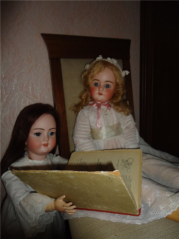 Первая встреча Велины и Верочки