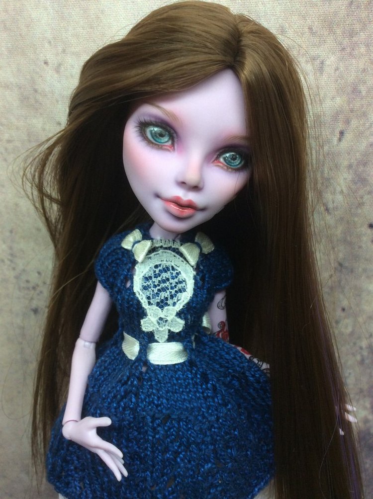 Я рисую, куклам лица я рисую