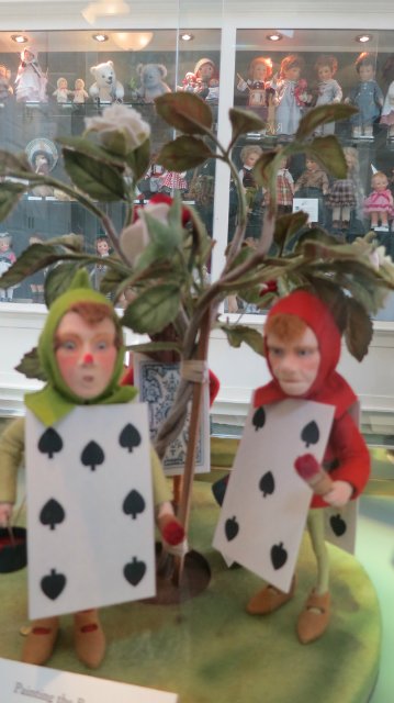 Впервые за 40 лет. День открытых дверей на кукольной фабрике R John Wright. Часть первая: Место, где рождаются куклы и