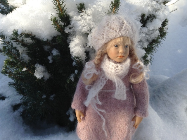 Зимняя фотосессия Сири. Siri mini club A. Himstedt (фото 5)