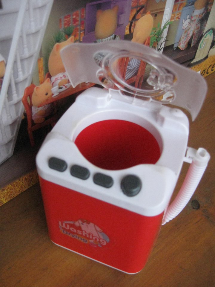 Бытовая техника для наших маленьких кукол-хозяюшек