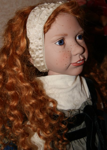 Кто стучится в дверь ко мне с толстой сумкой на ремне