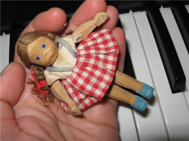 Куклы из дерева по семейной традиции Lotte Sievers-Hahn dolls, Лотты Сиверс-Хан (фото 6)
