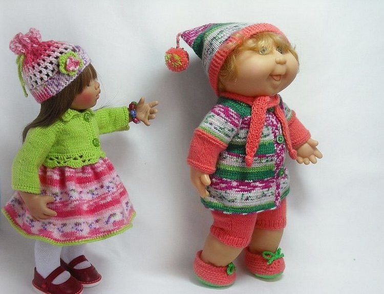 А что можно делать в плохую погоду!? Одежда для кукол своими руками