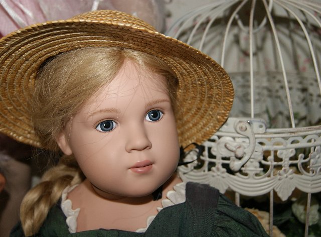 Лица из прошлого или милые барышни от немецкой художницы Sabine Ecshe