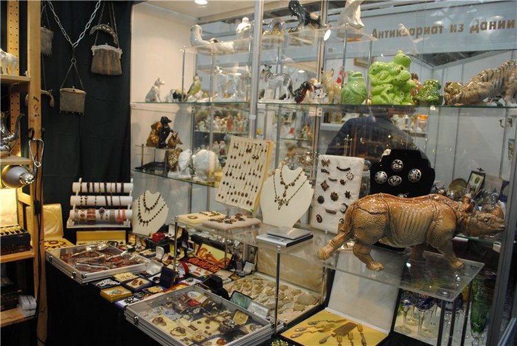 По Тишинке погуляли и «Блошинку» повидали… | Бэйбики По Тишинке погуляли и «Блошинку» повидали…