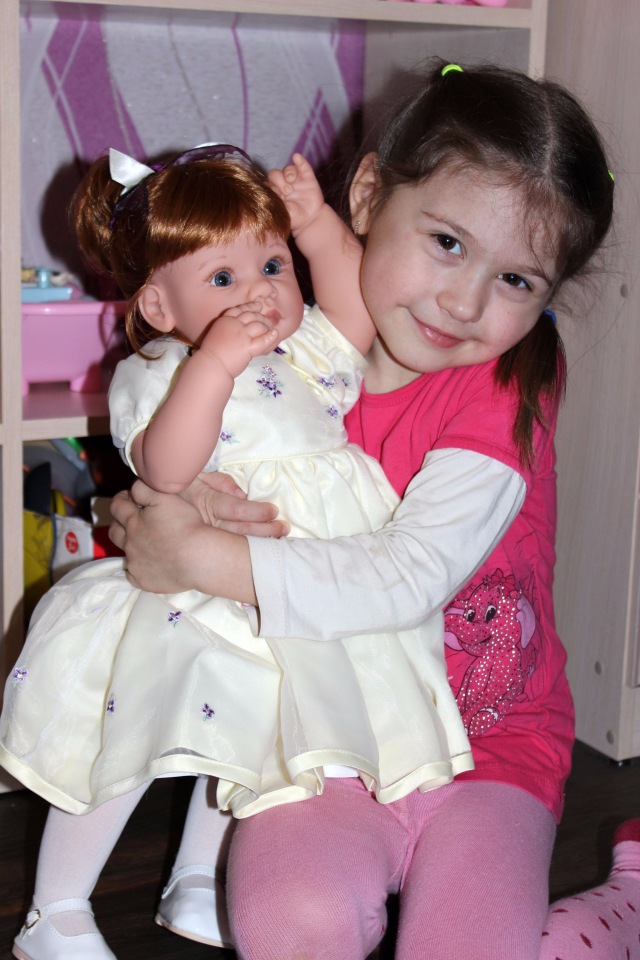 По следам 14 февраля, Моя прекрасная девочка Марго, Sweet Violets Lee Middleton