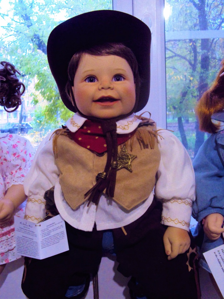 Осенняя фотосессия — Куклы Adora (Адора): коллекционные виниловые