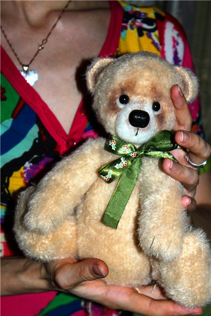 Мишка Лева - игрушка вязанная крючком (фото 3)