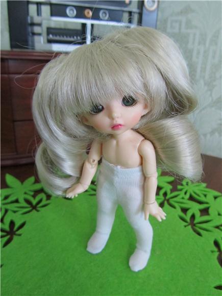 Шубка для куколки БЖД — Одежда и обувь для кукол BJD (БЖД): 1/3 (фото 2)