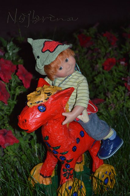 На коне. Вихтели от Rosemarie Anna Muller (фото 7)