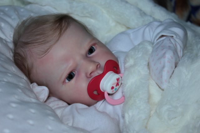 Маленькая кнопочка реборн Сабрина, художник Беспалова Жанна