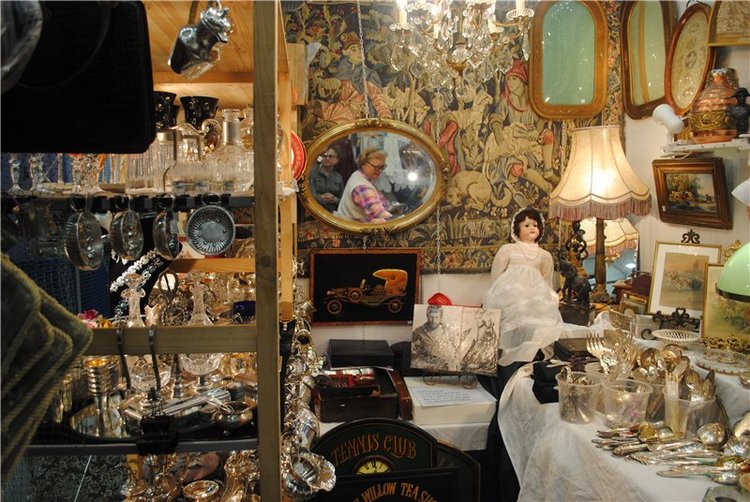 По Тишинке погуляли и «Блошинку» повидали… | Бэйбики По Тишинке погуляли и «Блошинку» повидали…