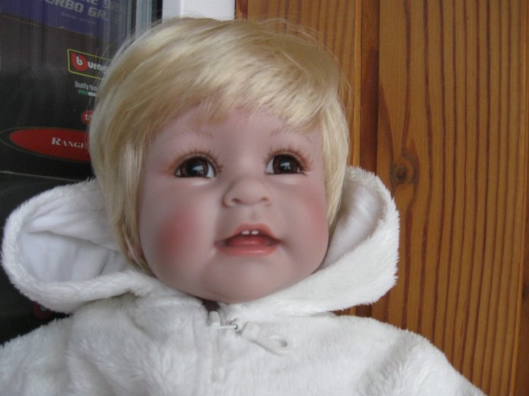 Разные детки Адора одного молда