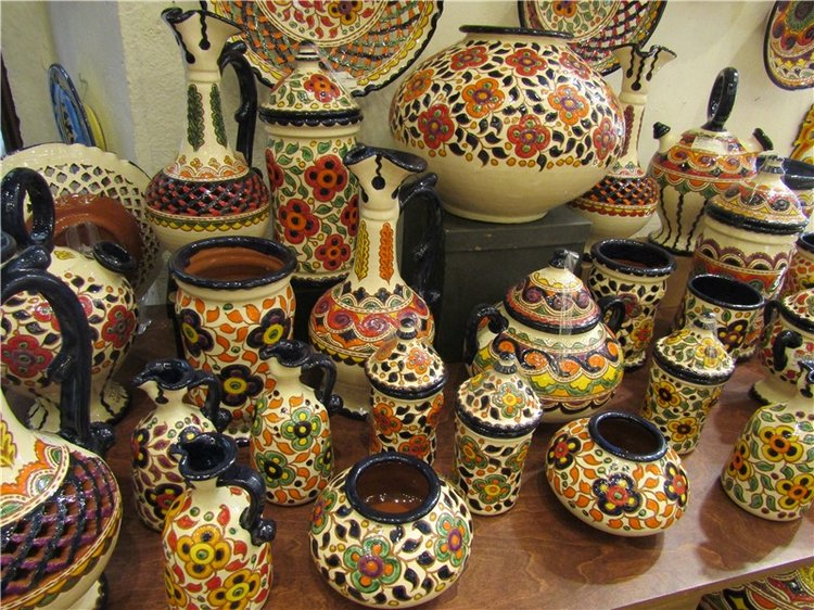 Капустка в посудной лавке с видом на Барселону (фото 9)