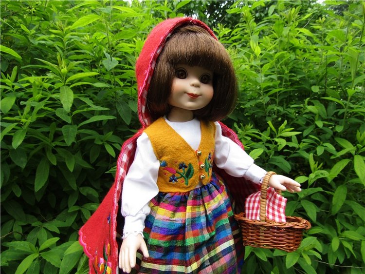 Красная Шапочка - милая лапочка. По следам конкурса Кукла, как сказочный персонаж