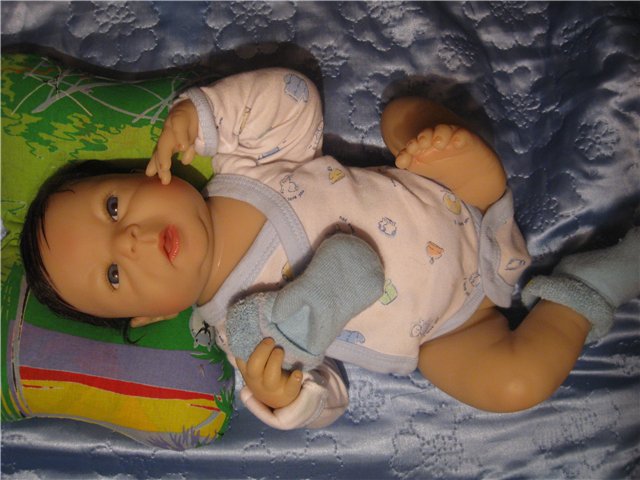 Сладкий мальчик Яша от Ashton Drake | Бэйбики Сладкий мальчик Яша от Ashton Drake (фото 8)