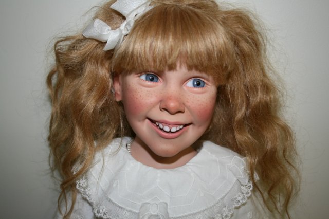 Zoe, коллекционная кукла, созданная Анне Митрани для Gotz